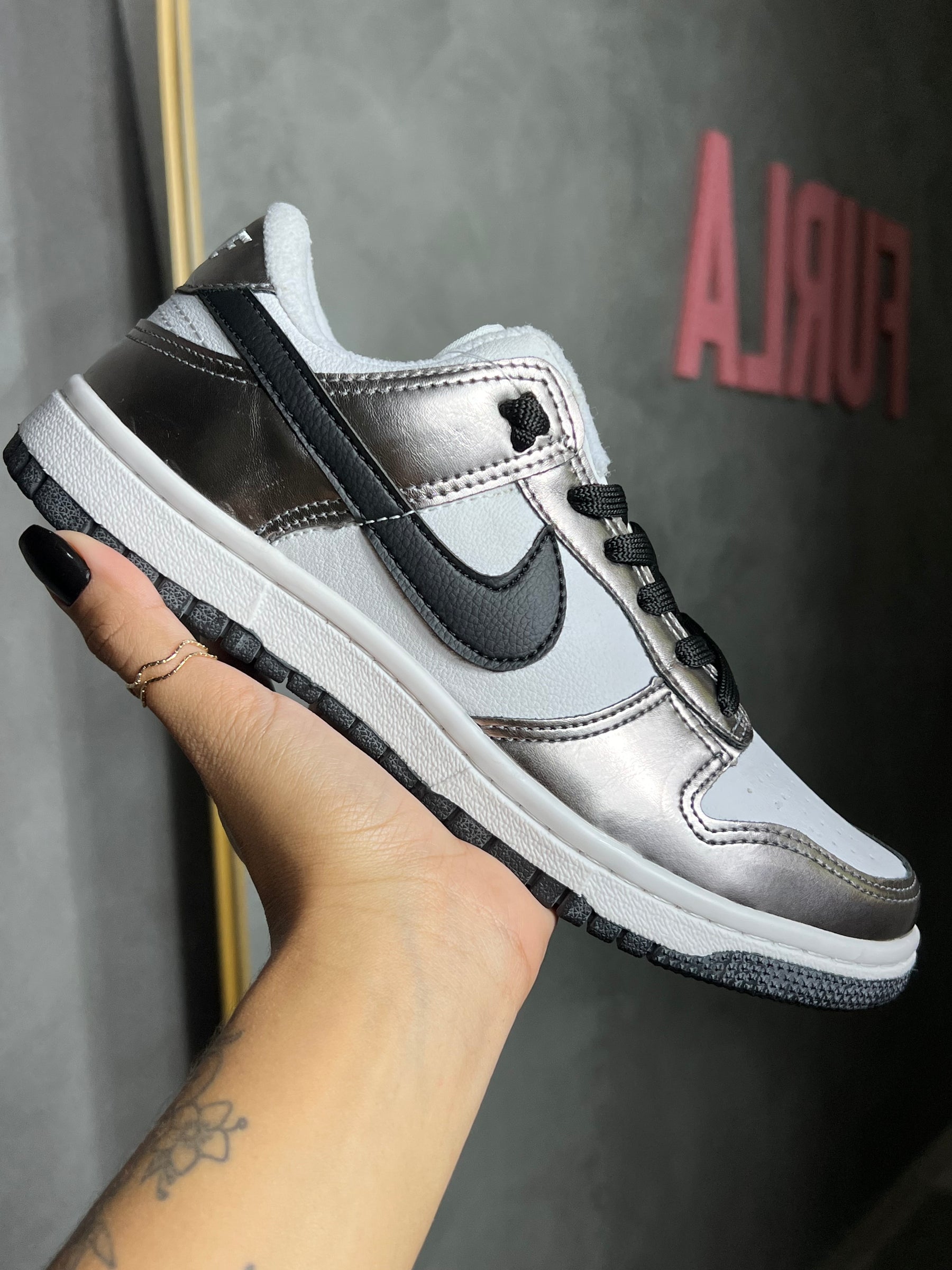 Tênis Dunk Low Silver Black