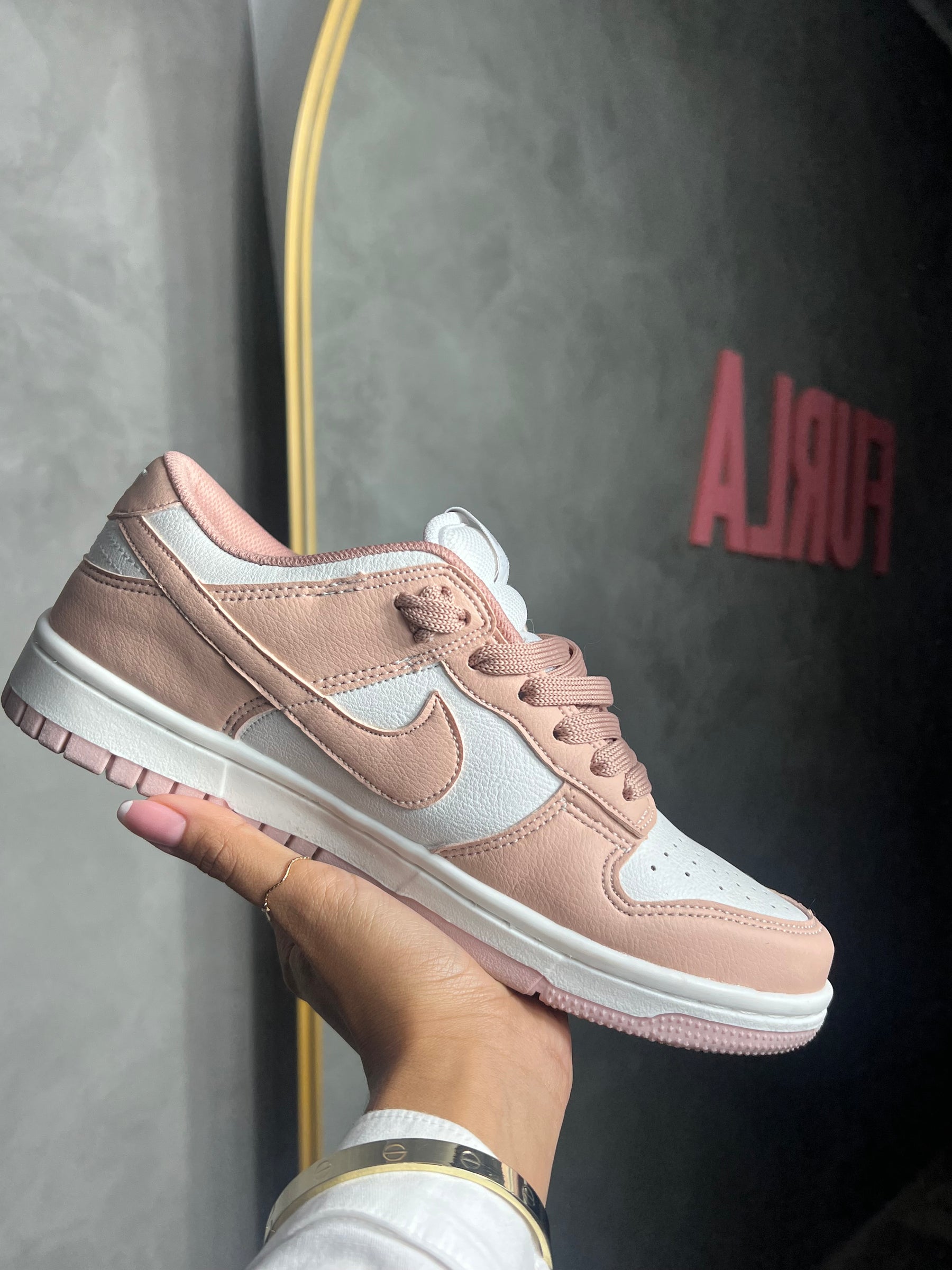 Tênis Dunk Low Rosa